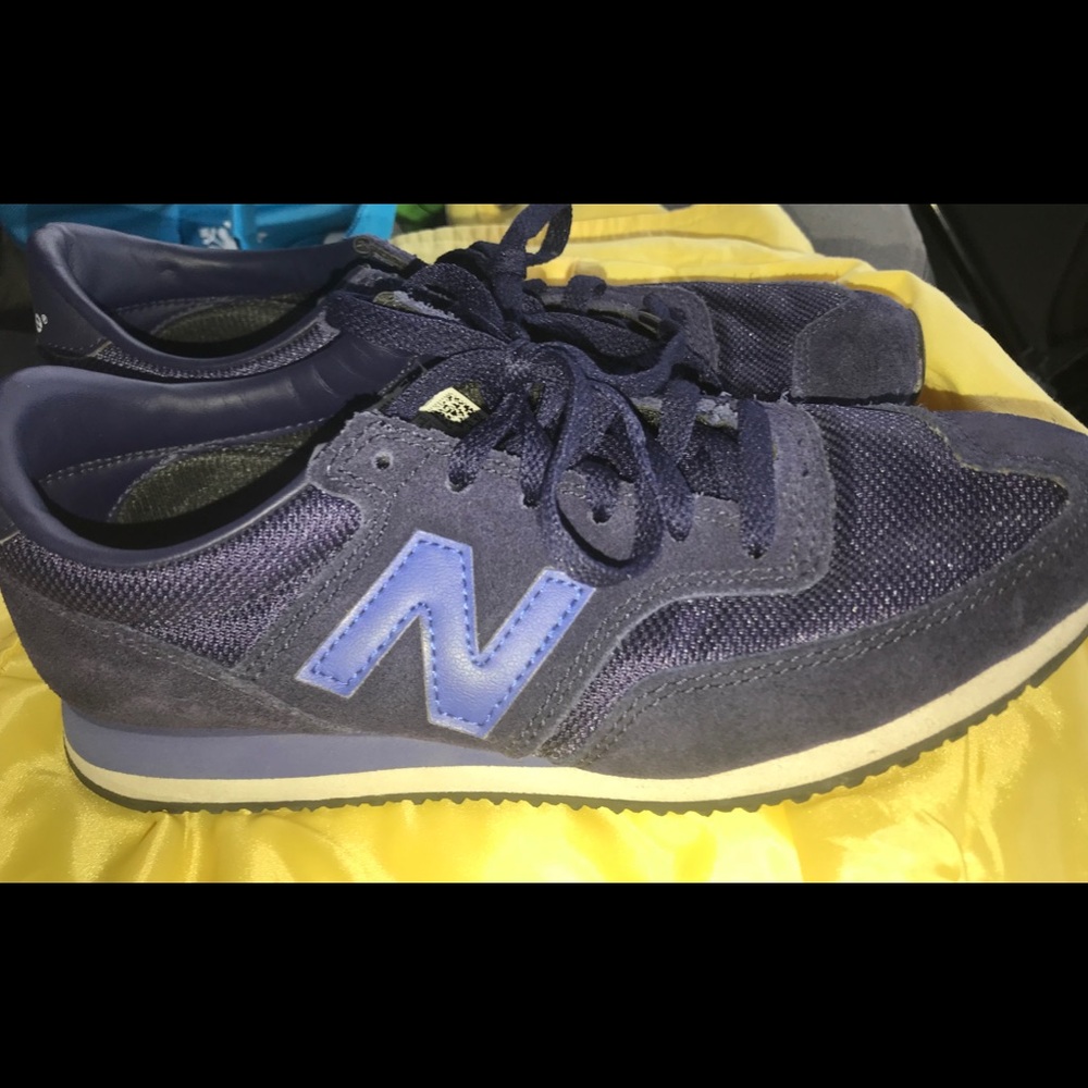 New Balance 6 1/2 Women Shoes